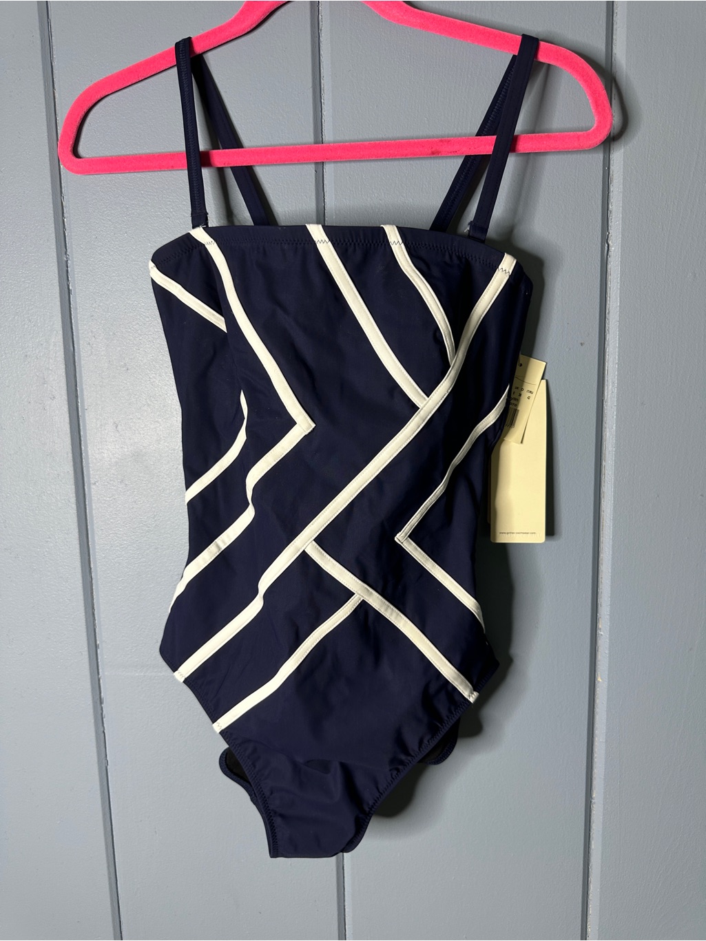 Women’s Gottex One-Piece Swimsuit With Cream Trim